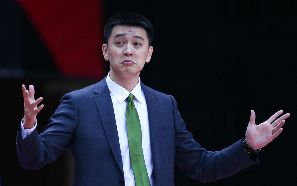 詹姆斯愿底薪加盟!超12支球队联系!